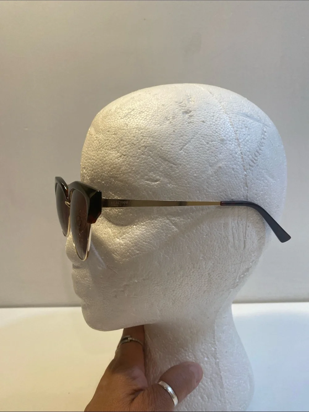 Reaction Kenneth ColeTortoiseshell Cat Eye Sunglasses  Brown Gradient Lenses